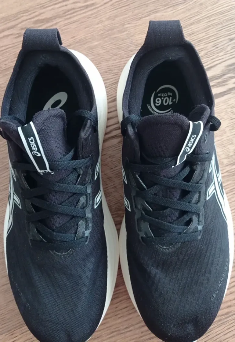 Asics Gel Nimbus 27 bike d'occasion — image 2 sur 10