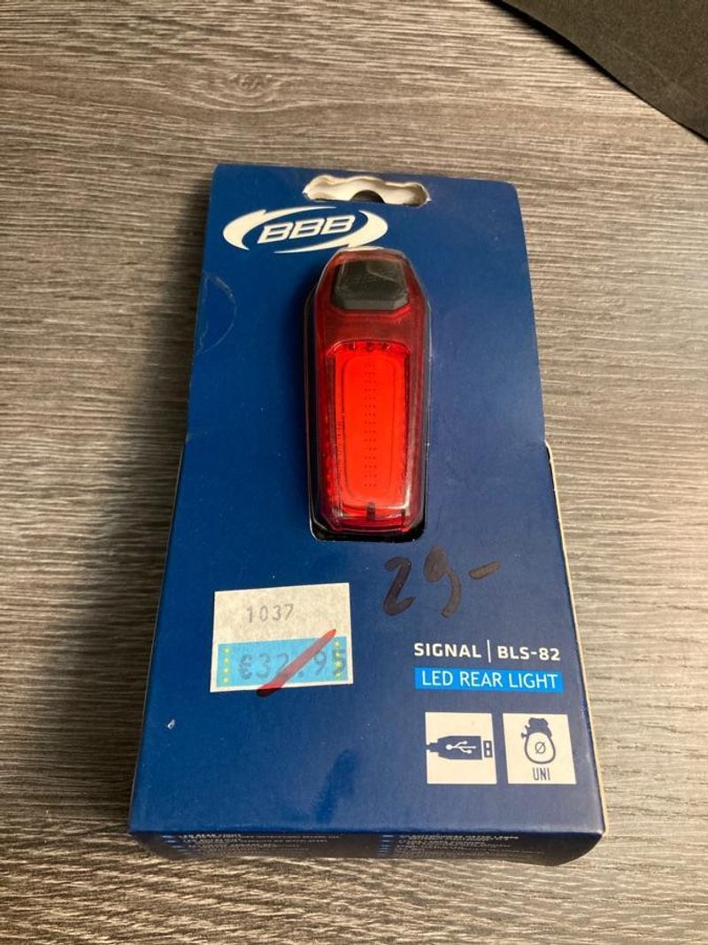 Used BBB Phare arrière rechargeable usb Cycling Accessories