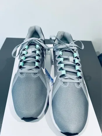 Brugt Nike Running Shoes bike — billede 2 af 4