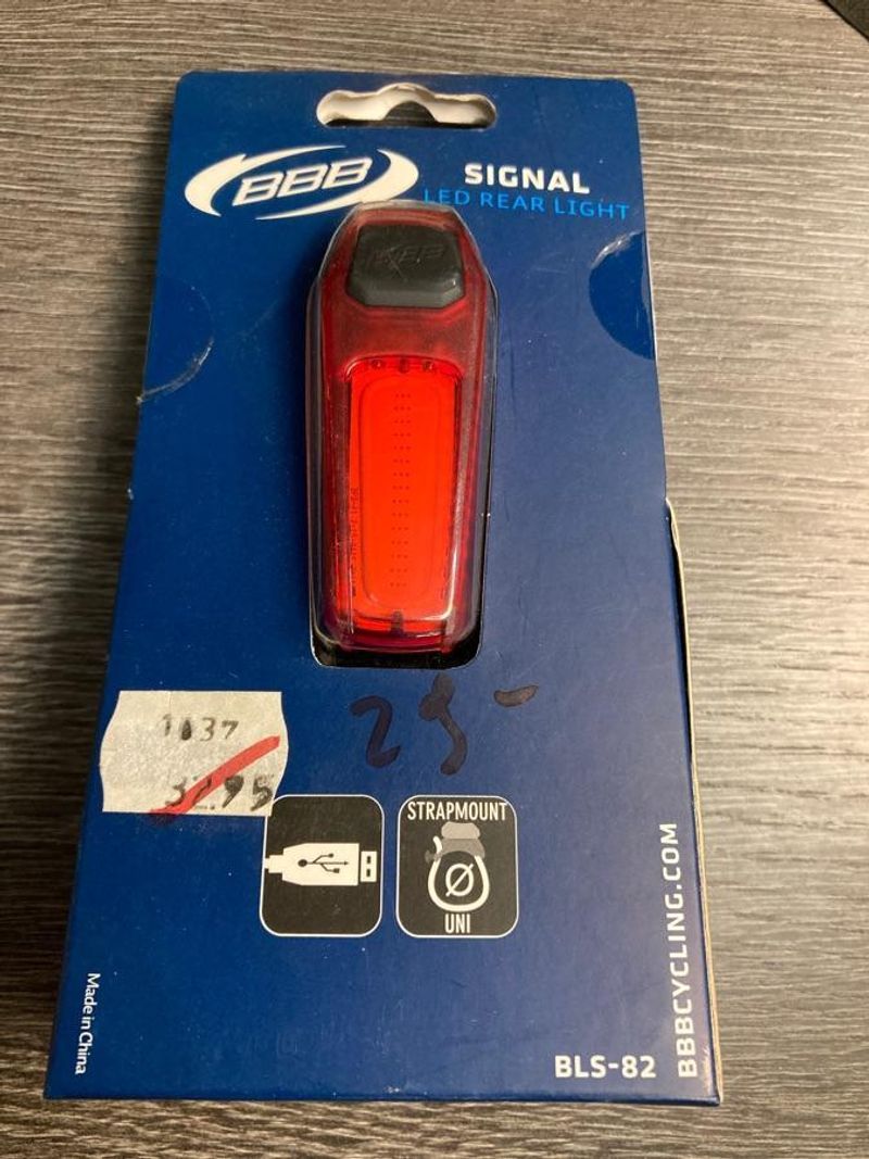 Used BBB Phare arrière rechargeable usb Cycling Accessories