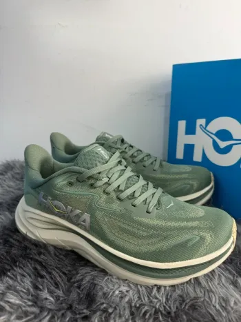 Hoka Chaussures Running Shoes usato