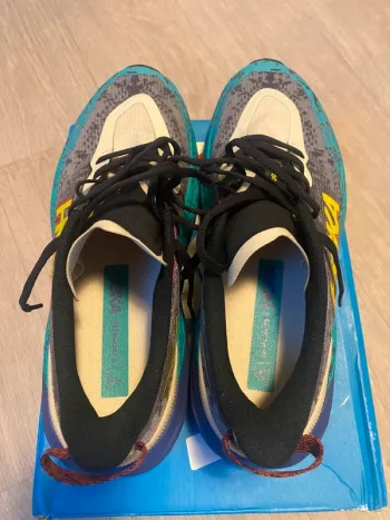 Gebrauchtes Hoka Speedgoat 6 GTX bike — Bild 5 von 5