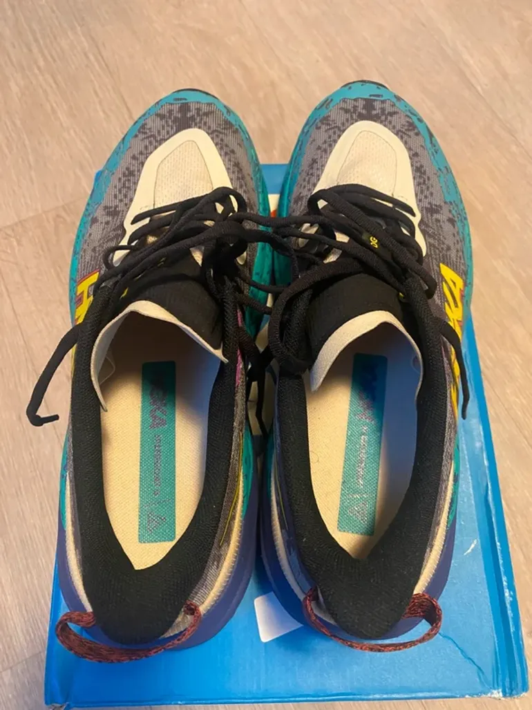 Gebrauchtes Hoka Speedgoat 6 GTX bike — Bild 5 von 5