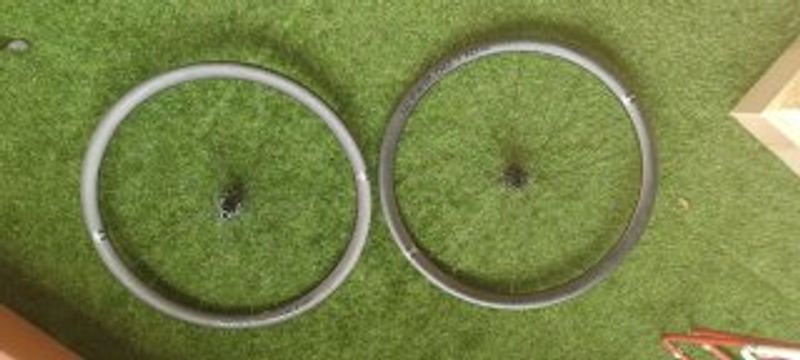 Hollowgram 35 2022 bike d'occasion — image 1 sur 7