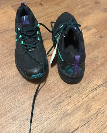 Used Asics Trail Gore-Tex bike — image 7 of 7