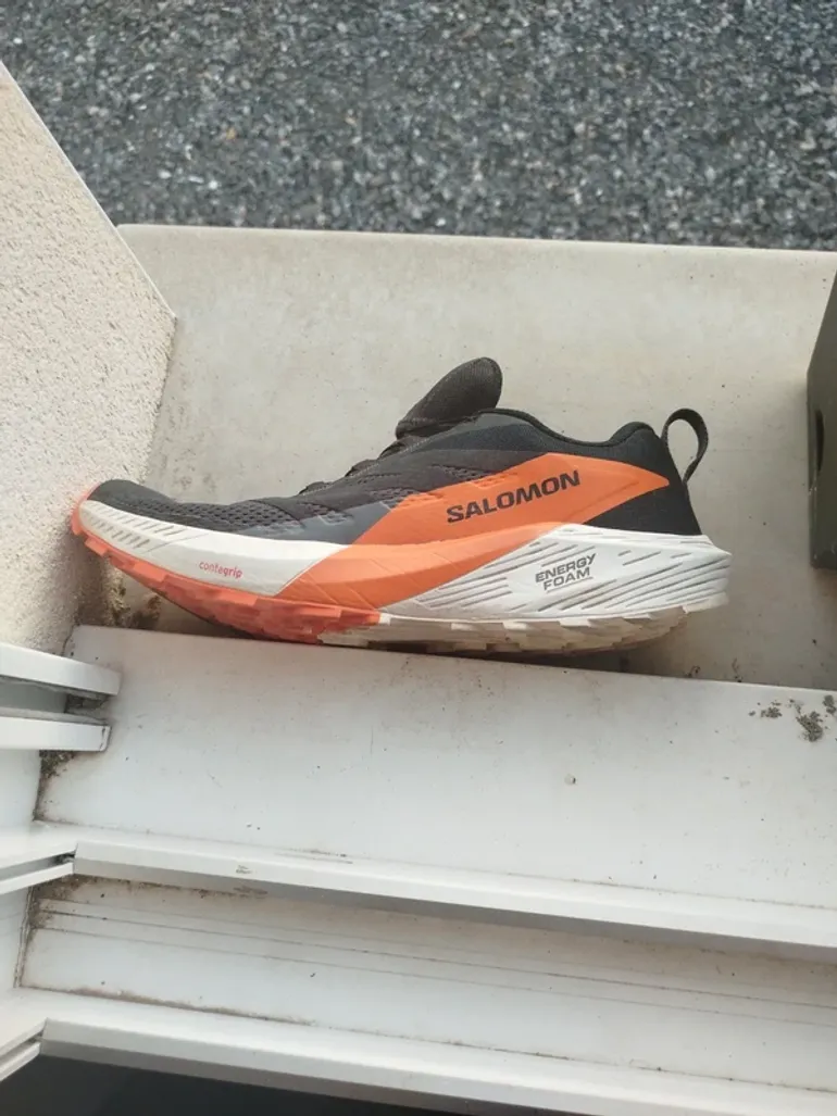 Used Salomon Trail Running Shoes bike — image 6 of 6