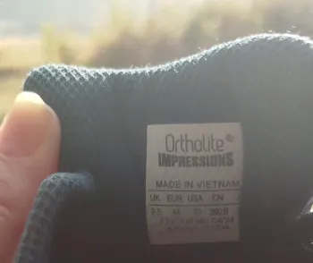Used Salomon Trail Running Shoes bike — image 3 of 6