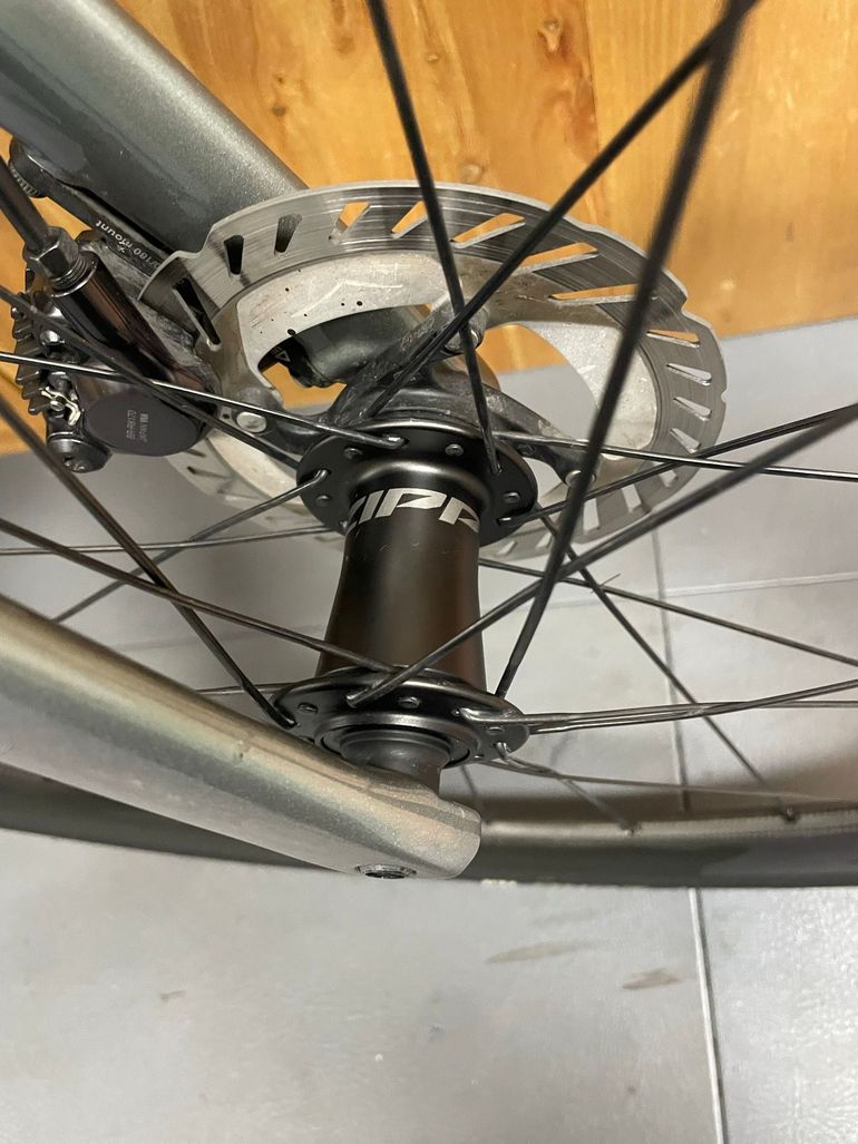 Gebrauchtes Zipp 404 Firecrest Disc 2024 bike — Bild 3 von 7