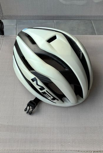 MET Trenta 3K Carbon MIPS Helmet 2024 Cycling Accessories usato