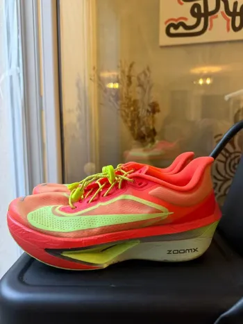 Nike Zoom Fly bike usato — immagine 4 di 8