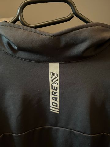 Used Darevie Cycling Jacket 2026 bike — image 4 of 5