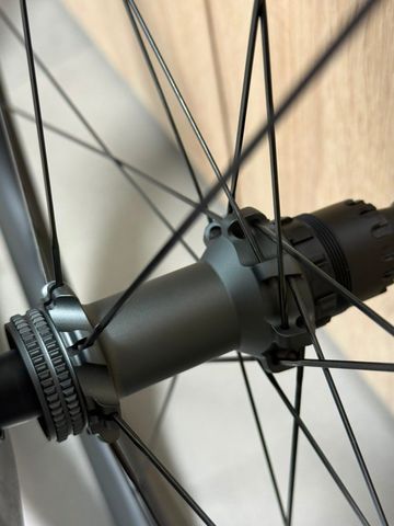 Gebrauchtes ENST WAVE 50 Carbon Wheels 2026 bike — Bild 6 von 7