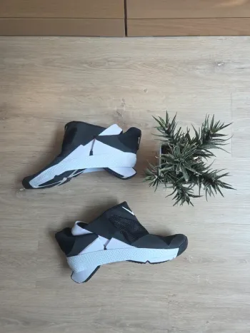 Brugt Nike Go FlyEase Running Shoes