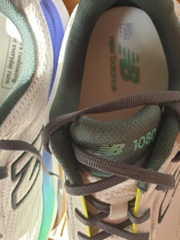 Used New Balance 1080 v15 bike — image 4 of 6
