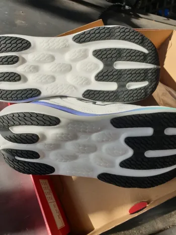 Used New Balance 1080 v15 bike — image 3 of 6