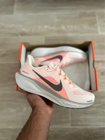 Used Pegasus Air Zoom 41 Running Shoes