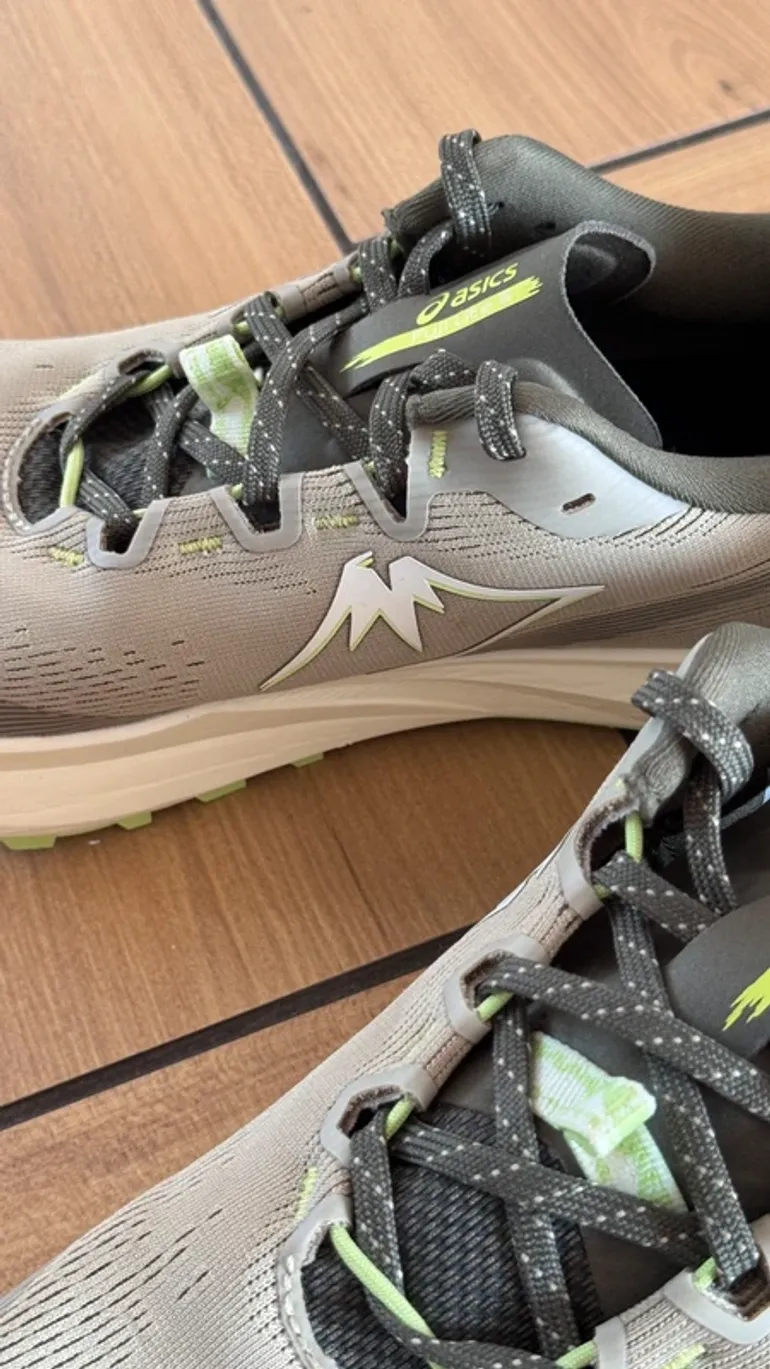 Asics Fuji lite 6 bike d'occasion — image 5 sur 7
