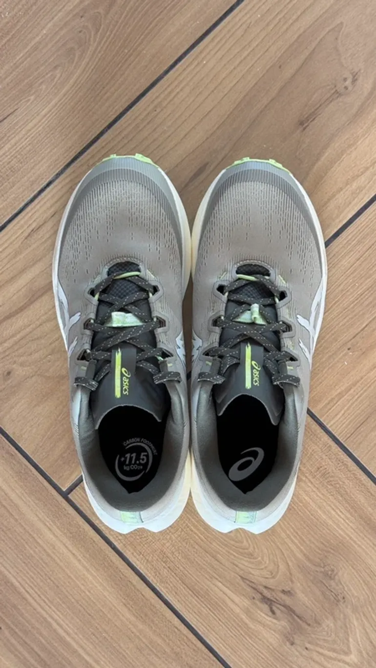 Asics Fuji lite 6 bike d'occasion — image 4 sur 7