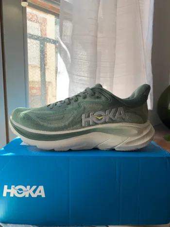 Used Hoka Clifton 10 Running Shoes