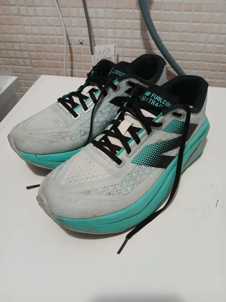 Used New Balance FuelCell SC Trainer bike — image 2 of 4