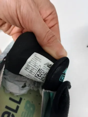 Used New Balance FuelCell SC Trainer bike — image 3 of 4