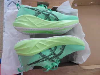Brugt Asics Novablast 5 bike — billede 5 af 10