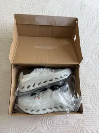 Tweedehands On Running Shoes Running Shoes