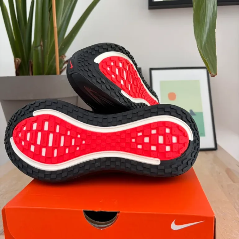 Brugt Nike Vomero Plus bike — billede 3 af 4