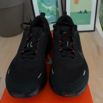 Brugt Nike Vomero Plus bike — billede 2 af 4