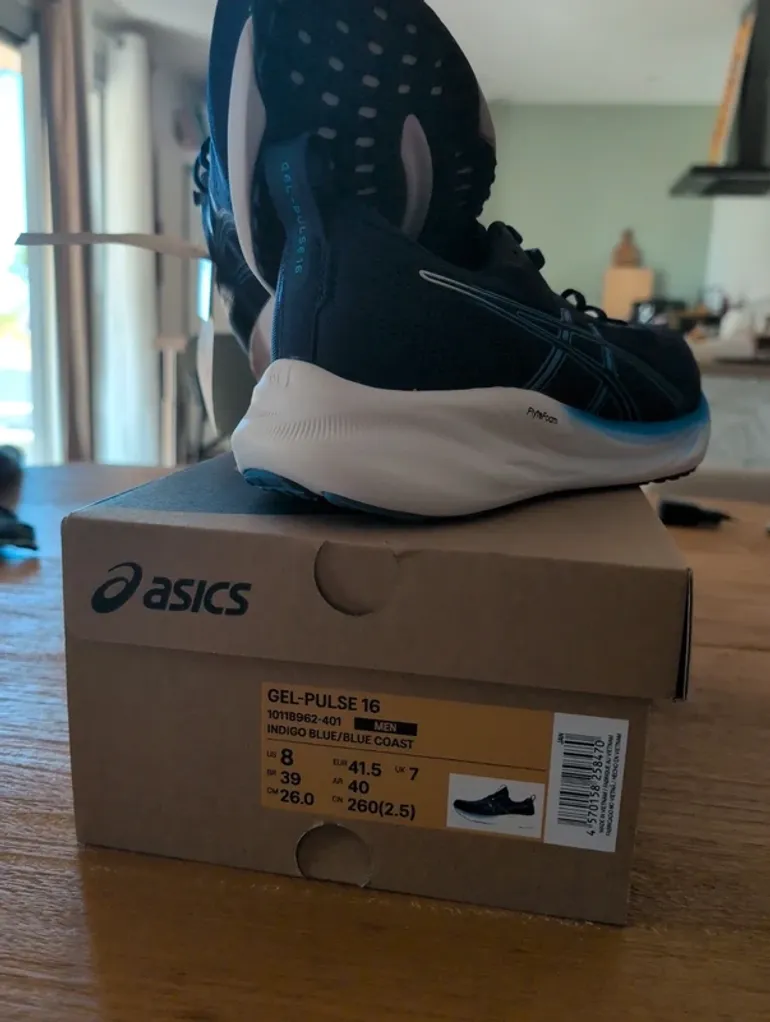 Brugt Asics Running Shoes bike — billede 3 af 3