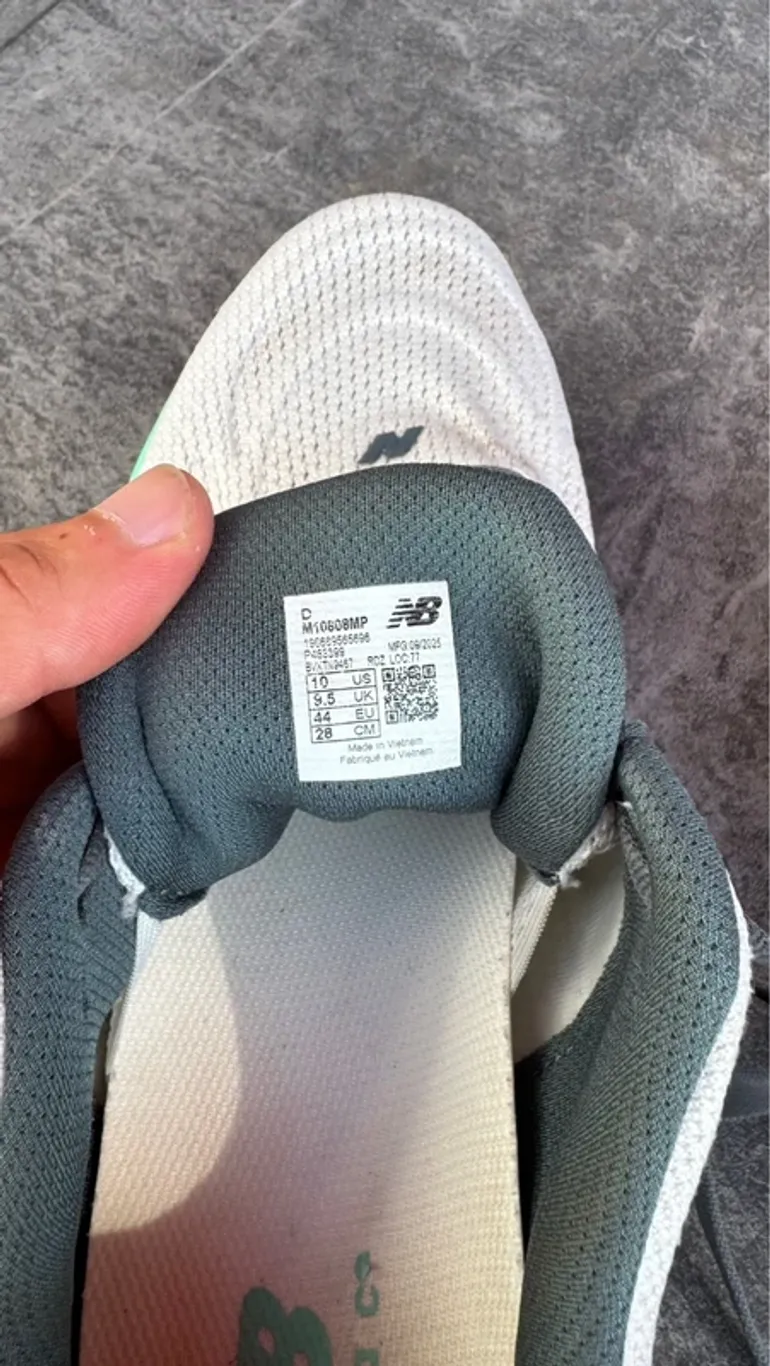 Used New Balance 1080 v15 bike — image 6 of 6