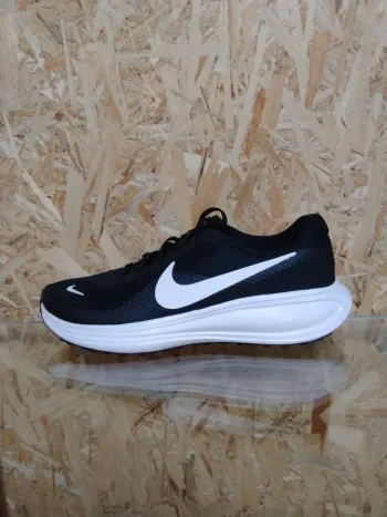Brugt Nike Scarpe N. 41 bike — billede 2 af 5