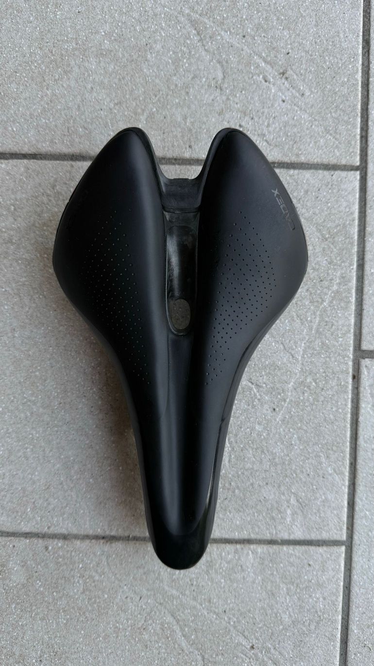 Brugt Cadex Boost Saddle (Carbon) bike — billede 6 af 8