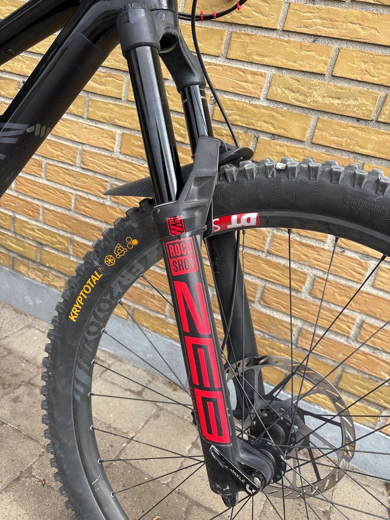 Brugt RockShox Zeb Select Fork 2022 bike — billede 2 af 4