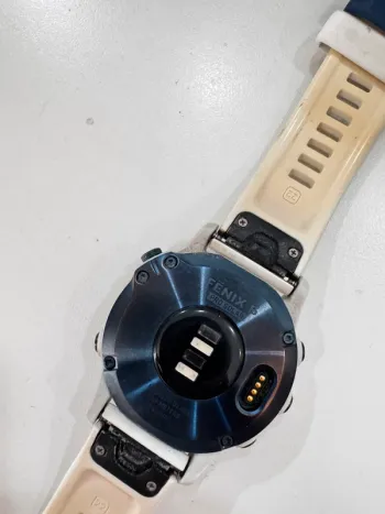 Used Garmin Fēnix 6 Pro Solar bike — image 5 of 6