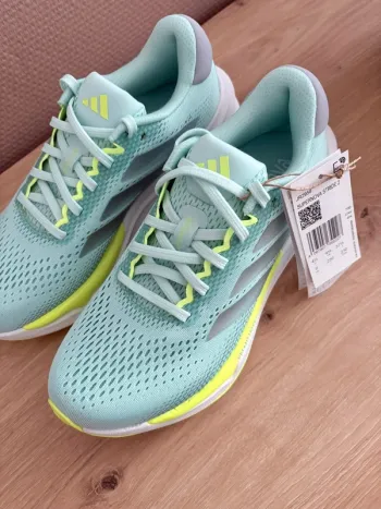 Adidas Running Shoes bike usato — immagine 2 di 9