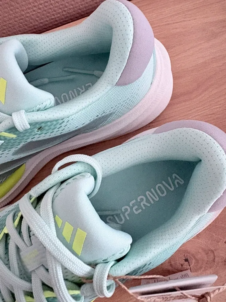 Adidas Running Shoes bike usato — immagine 4 di 9
