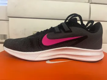 Gebrauchtes Nike Downshifter 9 Running Shoes
