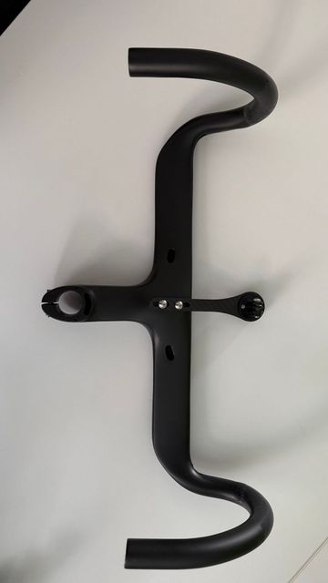 token Carbon Integrated Handlebar A-Box bike usato — immagine 6 di 6