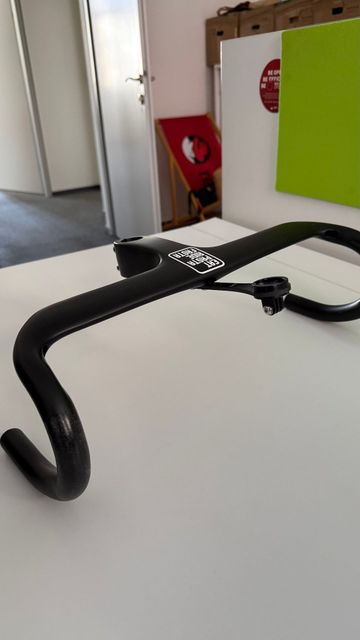 token Carbon Integrated Handlebar A-Box bike usato — immagine 3 di 6