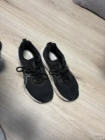 Brugt Asics Running Shoes Running Shoes
