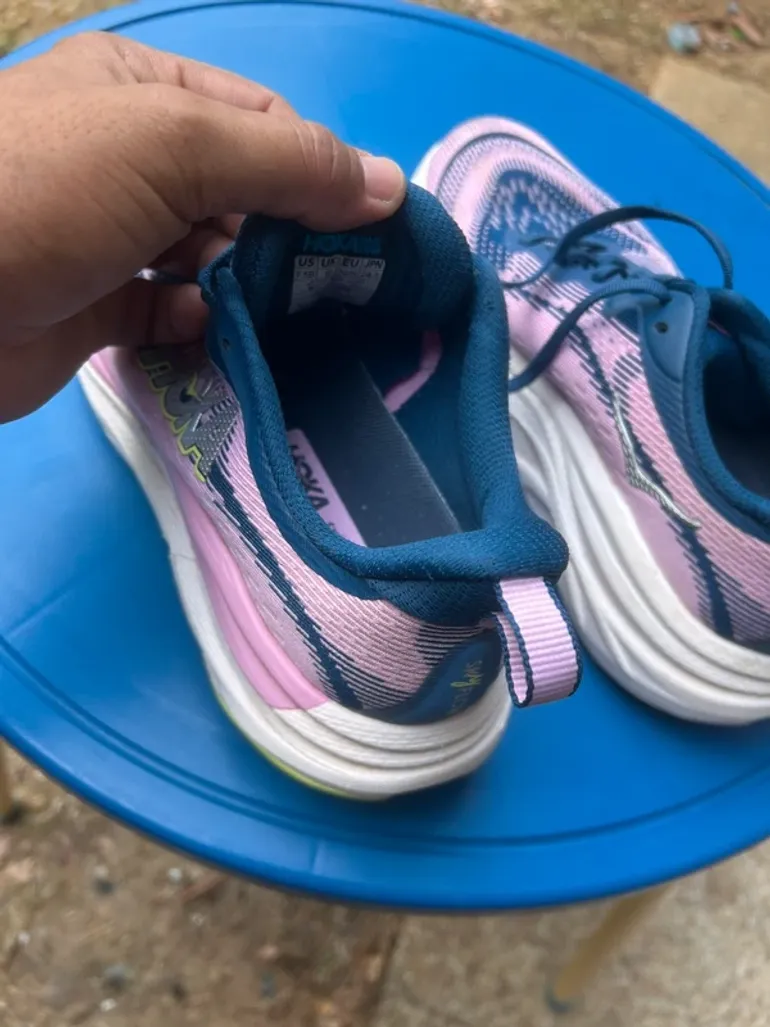 Hoka Skyflow bike usato — immagine 3 di 6