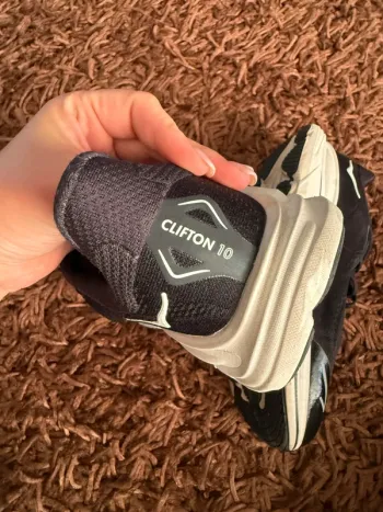 Hoka Clifton 10 bike usato — immagine 6 di 6