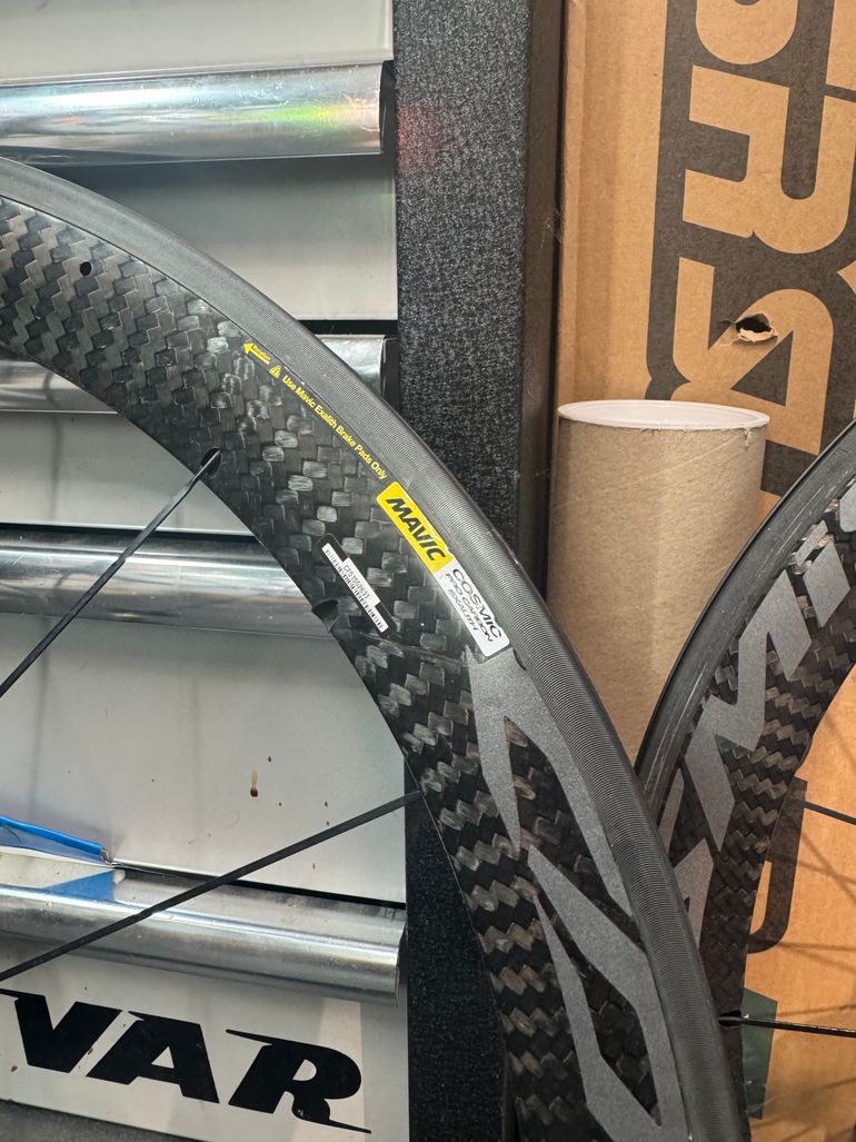 Brugt Mavic Cosmic Pro Carbon Exalith bike — billede 2 af 5