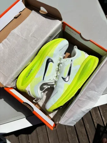 Gebrauchtes Nike Vomero 18 Running Shoes