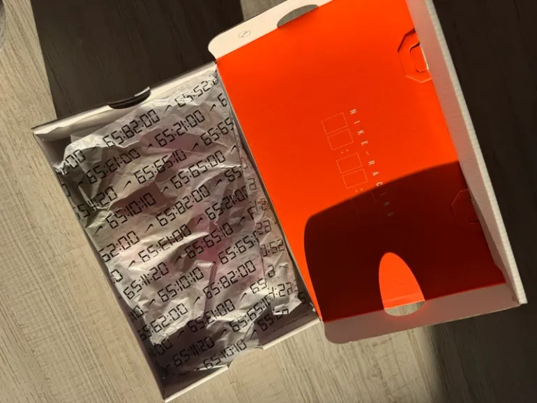 Używany Nike ZOOMX Vaporfly NEXT% 4 bike — zdjęcie 4 z 9