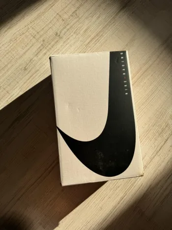 Używany Nike ZOOMX Vaporfly NEXT% 4 bike — zdjęcie 3 z 9