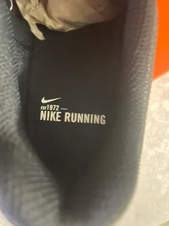 Brugt White Nike Running Shoes bike — billede 6 af 7