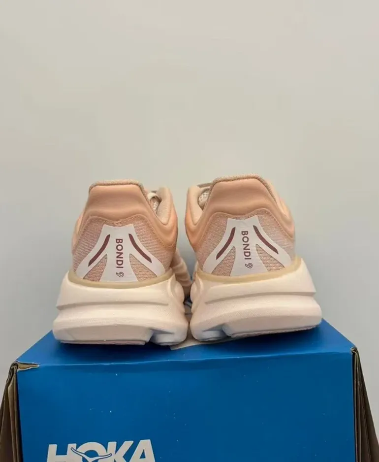 Käytetty Hoka Shoes Size 40 bike — kuva 2 / 5
