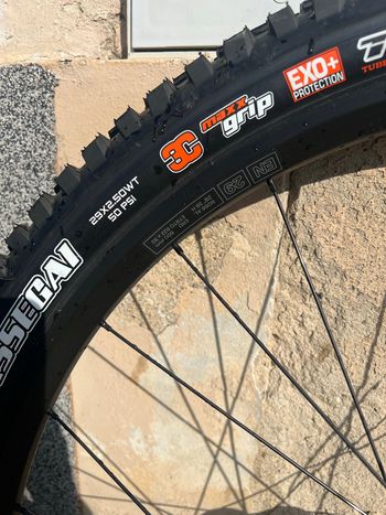 Použité E*Thirteen Grappler Core 2026 bike — obrázek 7 z 14